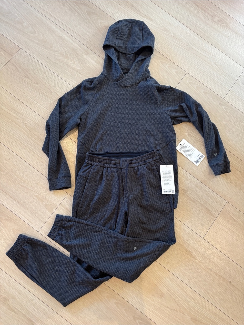 lululemon matching set Textured Double Knit Cotton joggers and hoodie - Picture 2 of 6